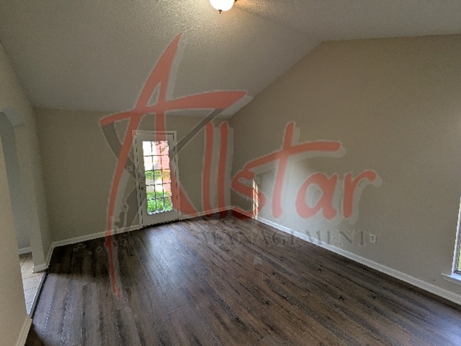 Photo - 3815 Shadow Oaks Pkwy