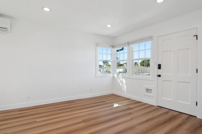 Photo - 8460 Kittyhawk Ave Unit 8460