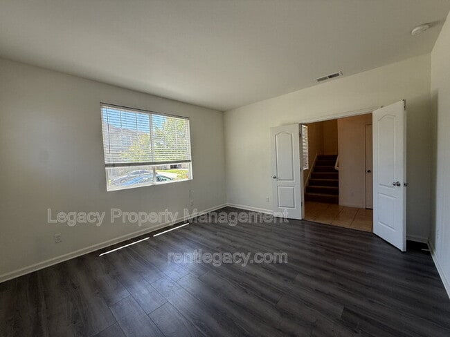 Photo - 1552 Bailey Dr