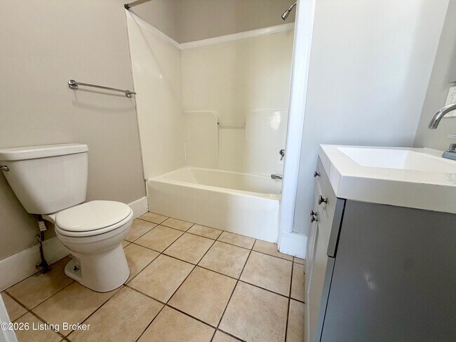 Photo - 511 W Harrison Ave Unit 2