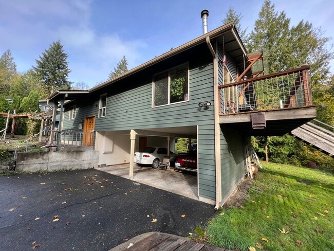 Photo - Southworth Hideaway Available Now! Small Pets Okay! 2 Br for Rent!