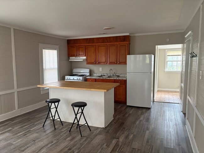 Photo - 1712 Edenton St