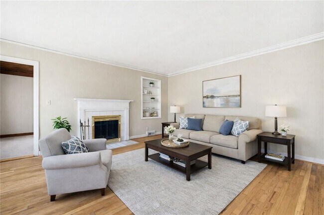 Photo - 1911 N Decatur Rd