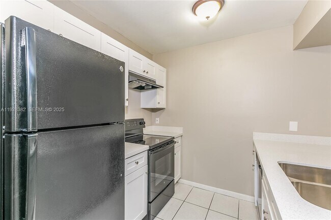 Photo - 5940 S Rue Rd