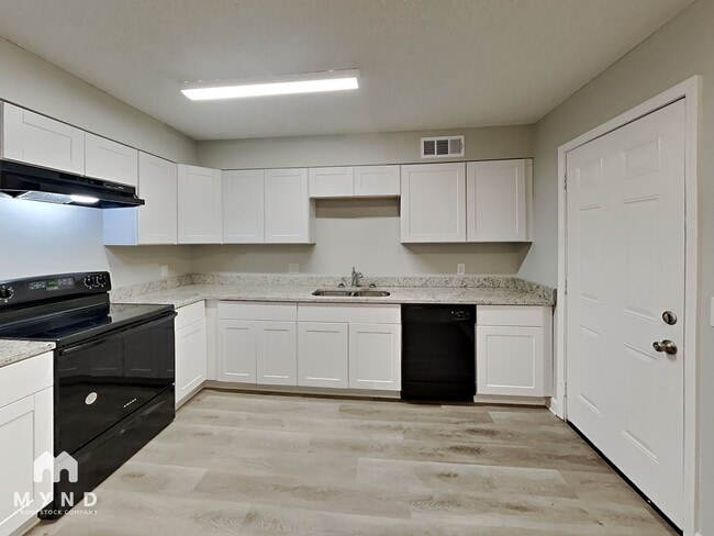 Photo - 4645 Sandy Park Dr