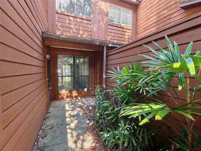 830 SW 56th Terrace