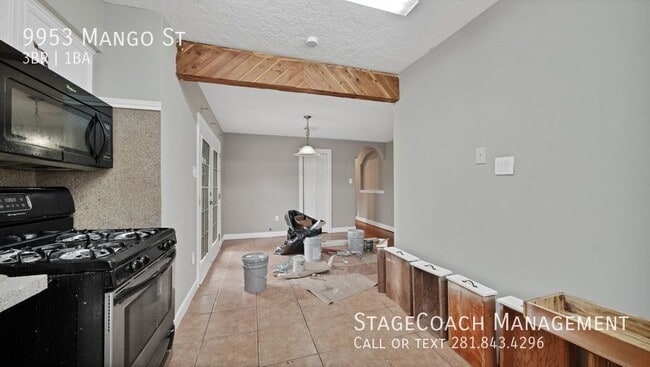 Photo - 9953 Mango St