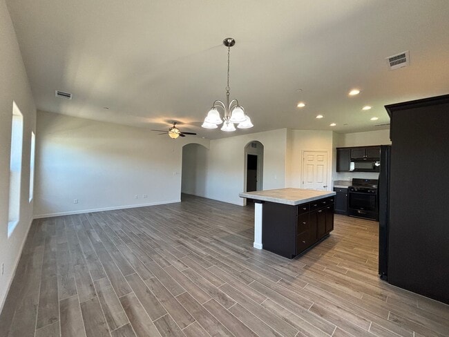 Photo - 30769 Ashland Rd