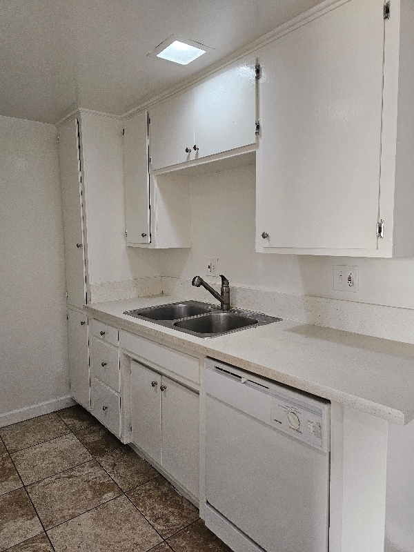 Photo - 20810 Amie Ave Unidad 9