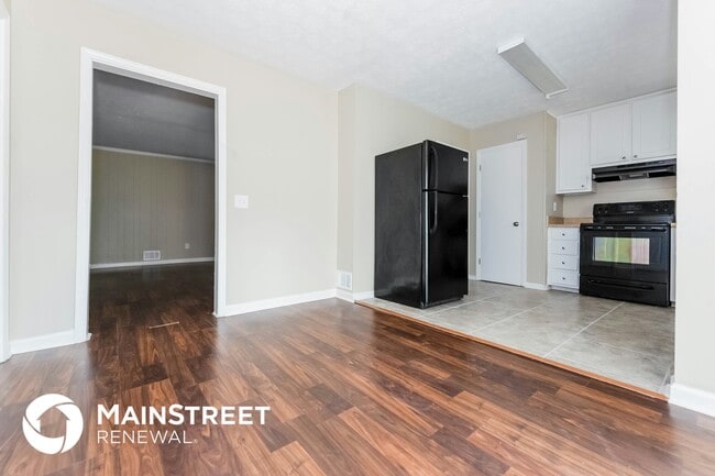 Photo - 2697 Heritage Ln