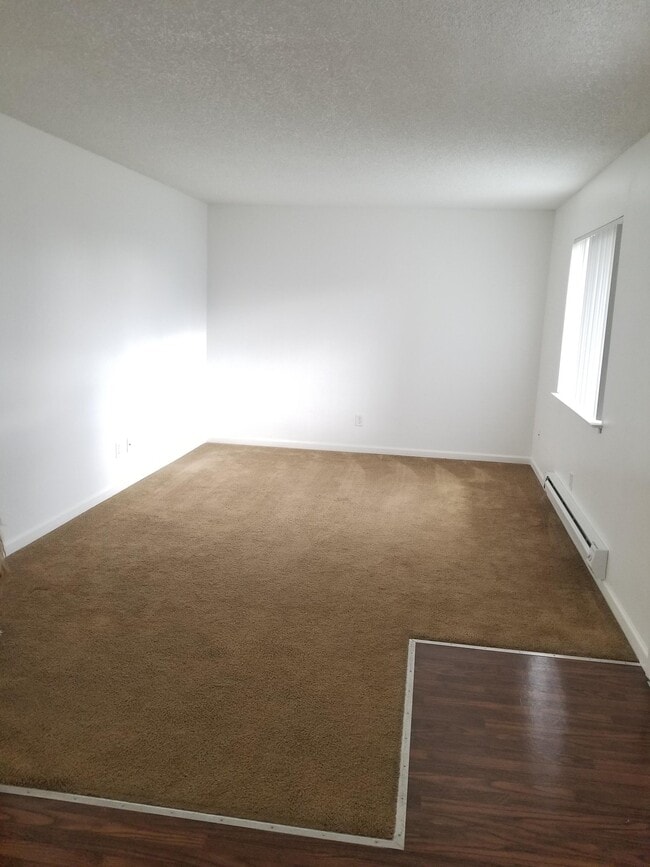 Photo - 1025 Oak St Unit 7