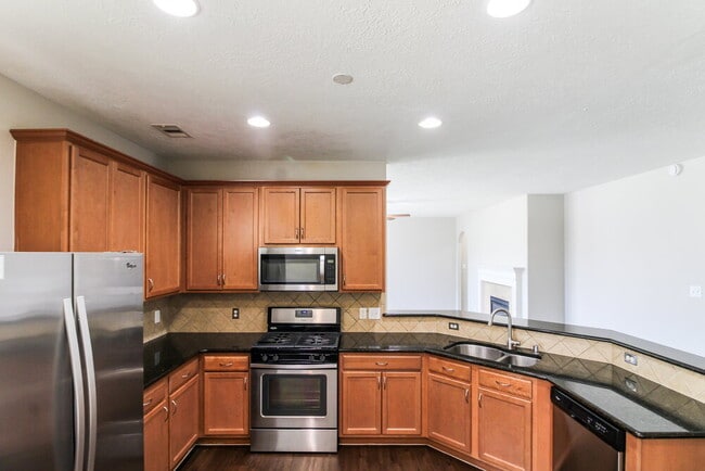 Photo - 11003 Oasis View Ln