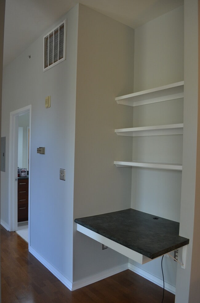 Photo - 2125 Southend Dr Unit 331