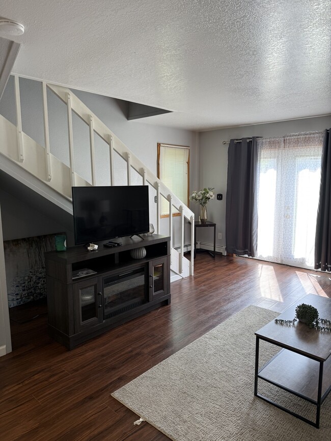 Photo - 1215 28th Ave