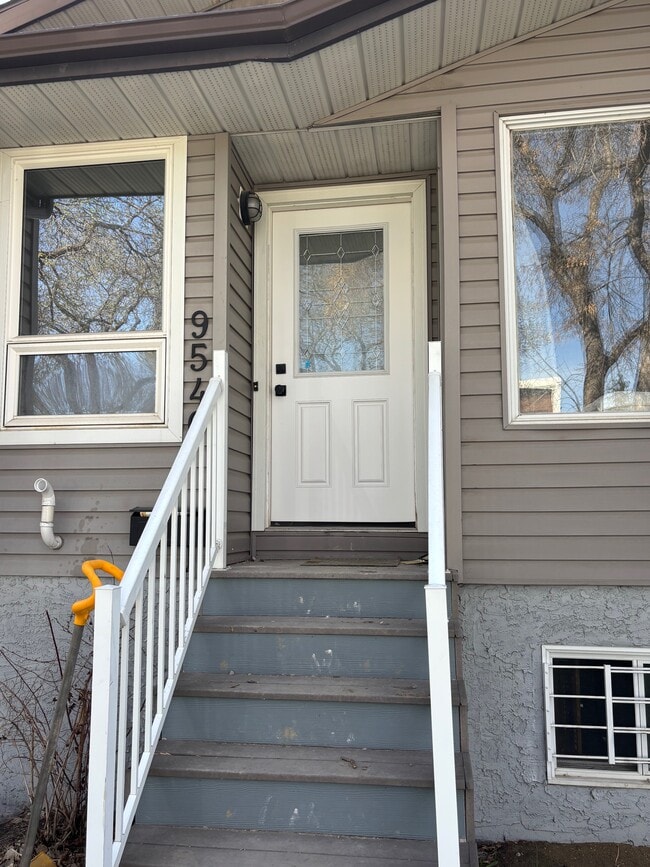 Photo - 9540-9150 150 St NW