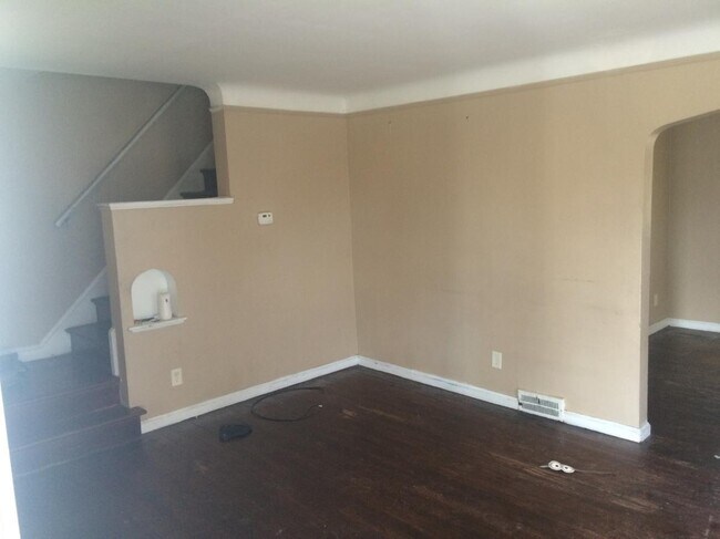 Photo - 18725 Kelly Rd