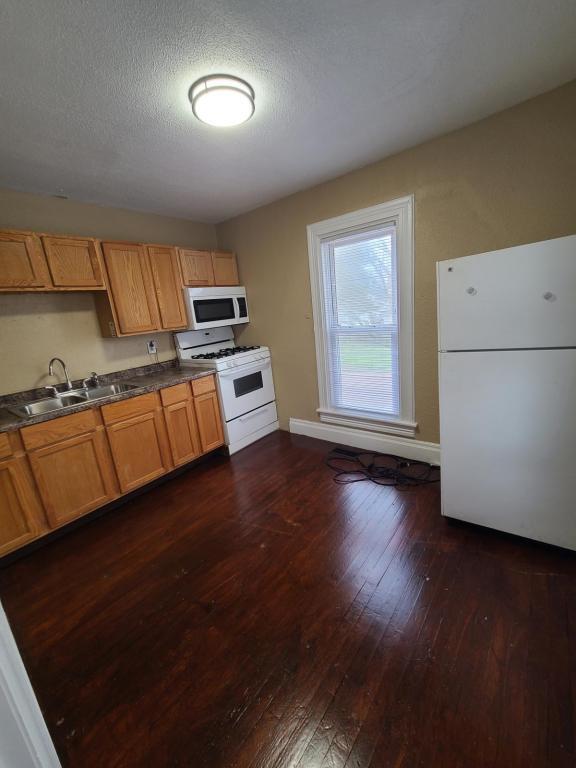 Photo - 426 1/2 E Market St