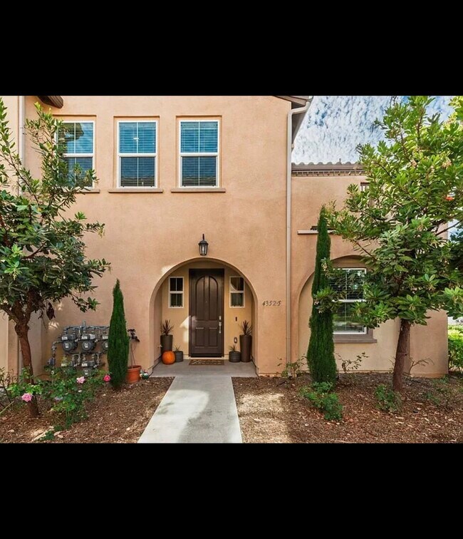 Photo - 4352 Nautilus Way Townhome