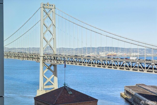 Photo - 338 Spear St