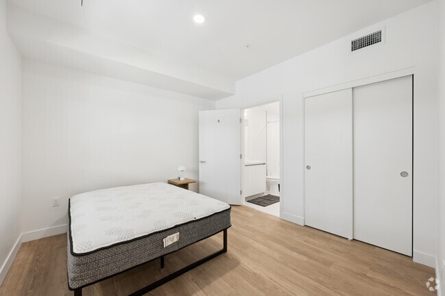 4BR, 4BA - Unit 108 - Bedroom
