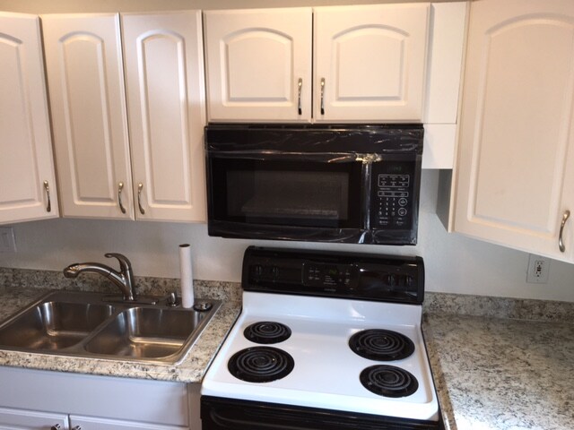 Cocina - 711 NE 14th St