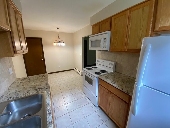Photo - Robert and Wright Apartments