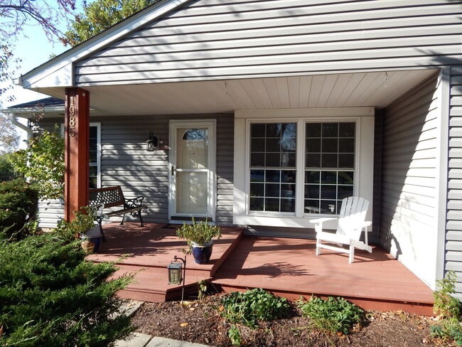 Photo - 1985 Navarone Dr