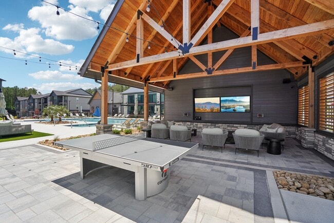 Photo - The Pullman Luxury Apartments