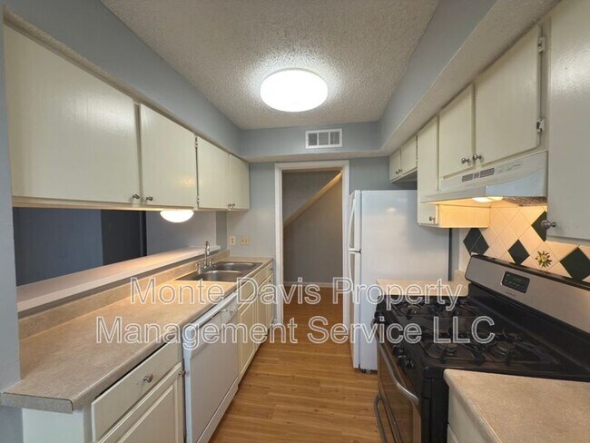 Photo - 1312 Southport Dr Unidad B