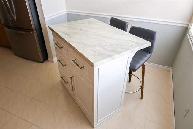 Photo - 1695 Hamilton Ct