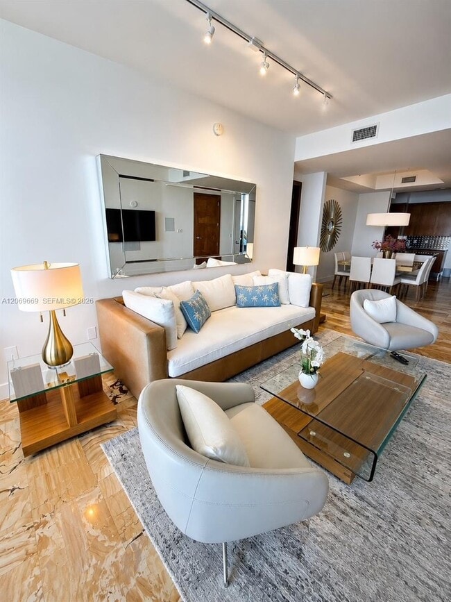 Building Photo - 18101 Collins Ave Unit 1807