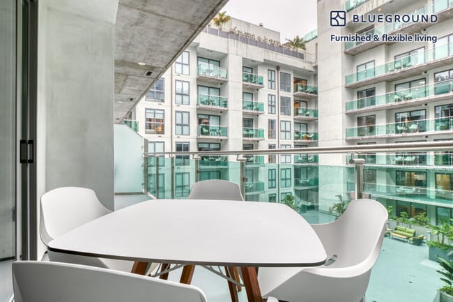 Photo - 1027 Wilshire Blvd Unidad FL6-ID551