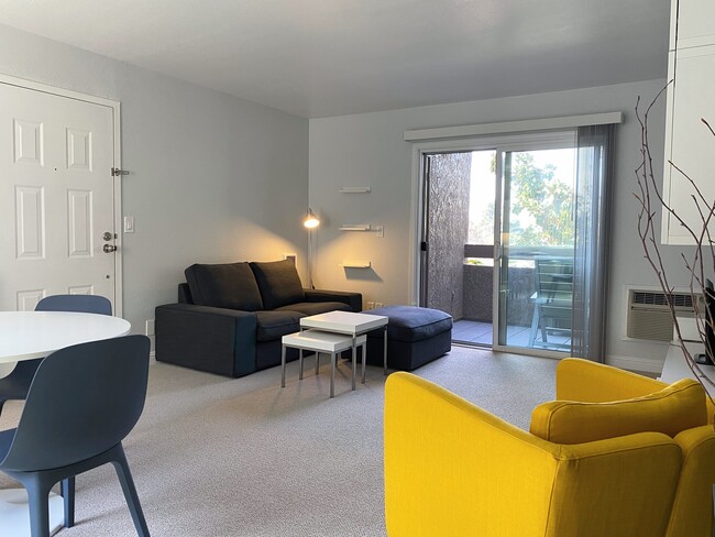 Photo - 2250 Monroe St Unidad 358