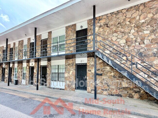 Photo - 3969 Southlawn Ave