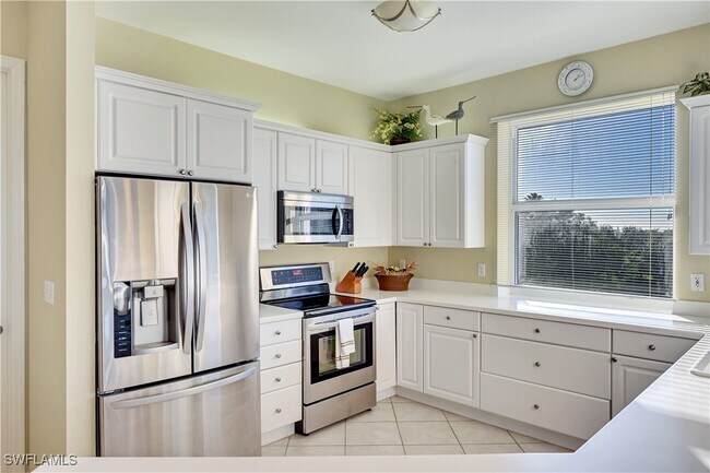 Building Photo - 400 Flagship Dr Unit 403 Rental