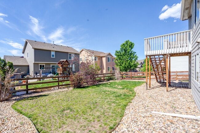 Photo - 957 Salmon Pond Way