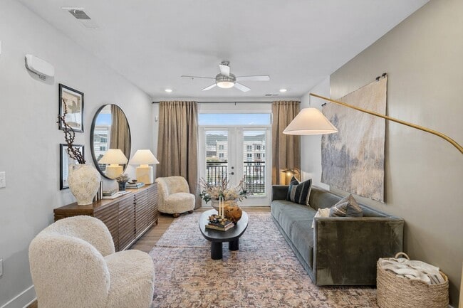 Photo - Hawthorne at Holbrook