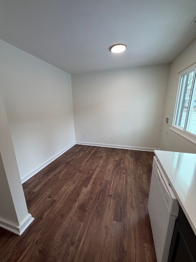 Photo - 1530 Genessee Ave Unit A