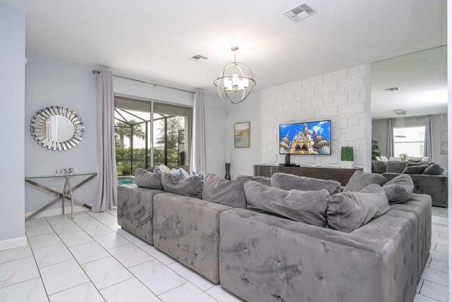 Photo - 4827 Kings Castle Cir Unidad ID1280982P