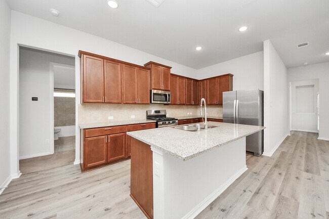 Photo - 165 Sunray Creek Dr