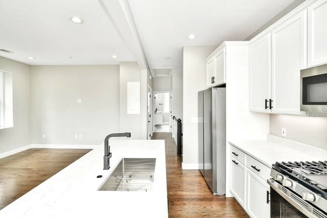 Photo - 14 Rockland St Unit 4