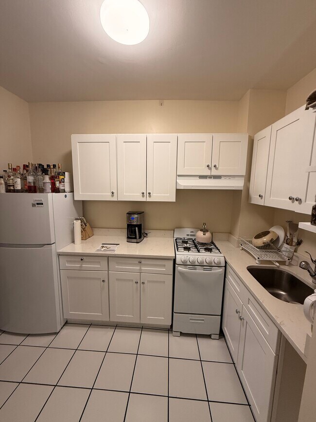Photo - 39 Hemenway St Unit 1
