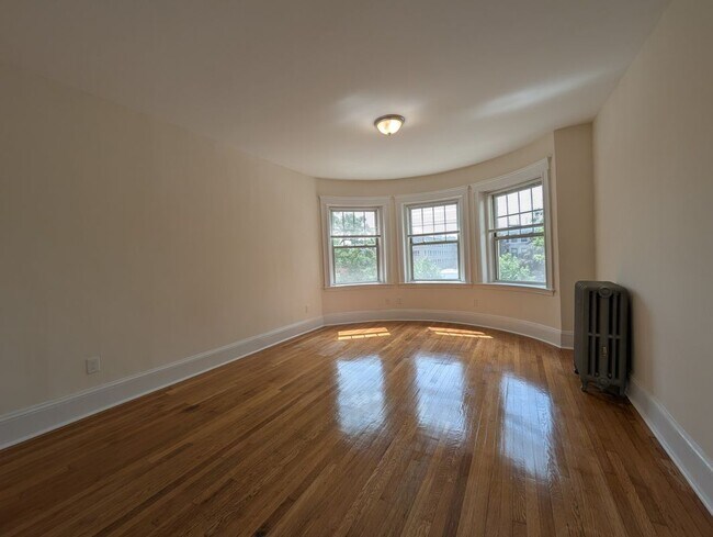 Photo - 1315 Commonwealth Ave Apartment