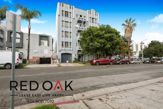 Photo - ~1 Month FREE~ Sunlit and Spacious Studio ... Unit 407