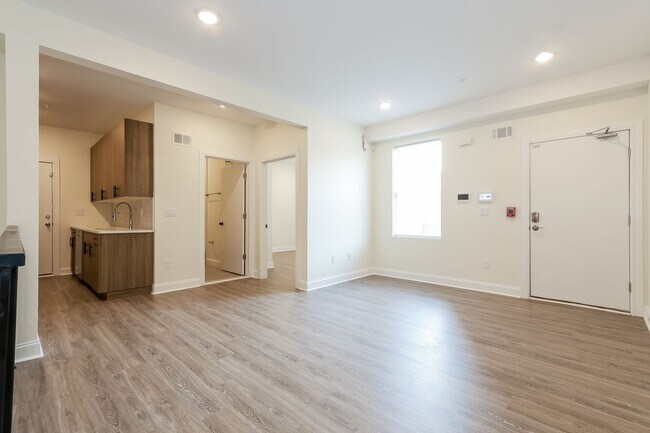 Photo - 2009 N 22nd St Unit 4