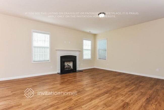 Photo - 213 Verrazano Pl