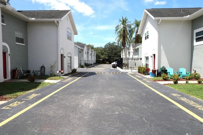 Photo - 5712 Townhouse Dr