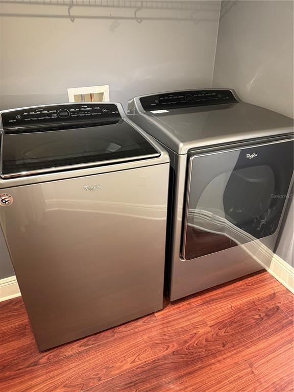 Photo - 800 N Tamiami Trl Unit 211