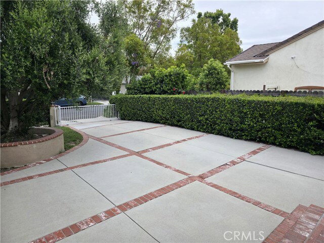 Photo - 5339 Veloz Ave