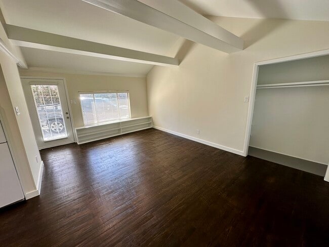 Photo - 3020 5th Ave